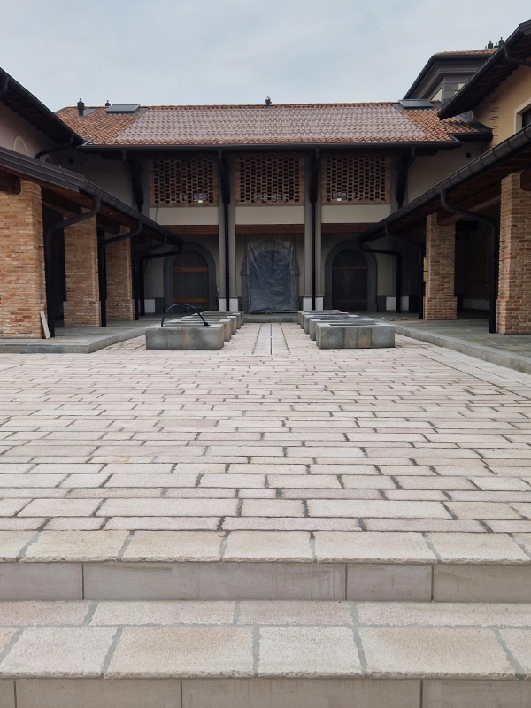 ingresso-elegante-edificio